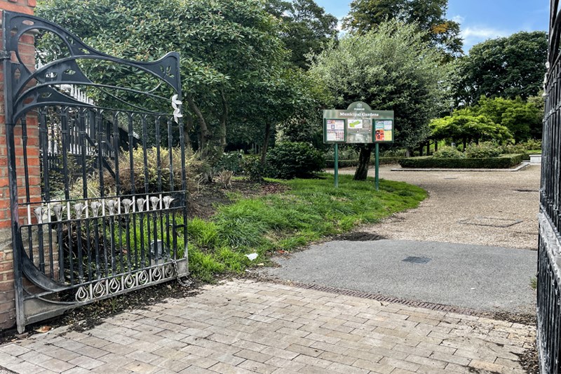 Entrance To Municipal Gardens