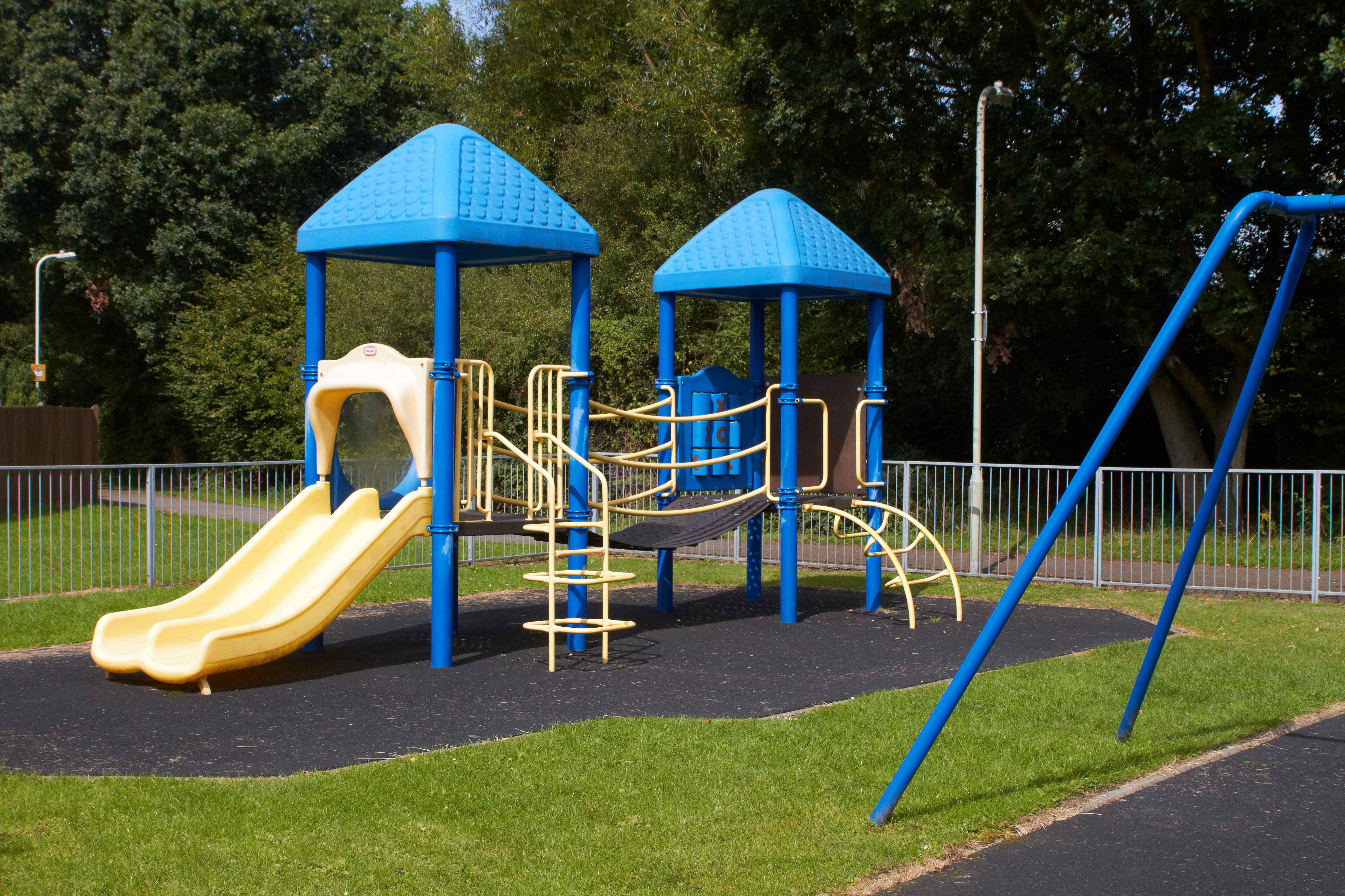 Richmond Close play area Rushmoor Borough Council